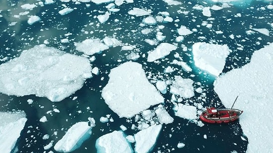 Grönland'da Rekor Düzeyde Buz Eridi: 'Her Yıl 25 Milyon Kişinin Evi Sular Altında Kalabilir'