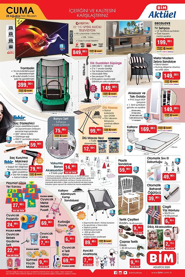 Bir televizyon ve televizyon sehpası oldukça uygun fiyata.