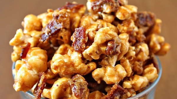 "Им реально нравится карамельный поп-корн с беконом или они издеваются??"