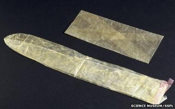 15.yüzyılda Çin'de yağlı kağıttan prezervatifler kullanılıyordu: