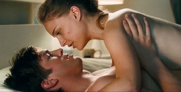 15. Ashton Kutcher orgazm olamadığı için azar yemiş.