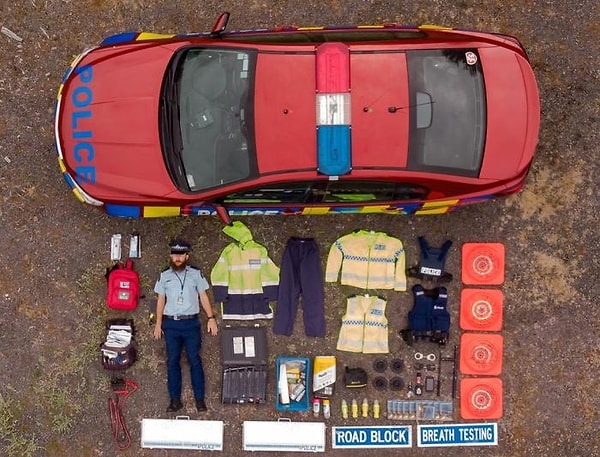 12. Вот что входит в полицейскую машину Новой Зеландии