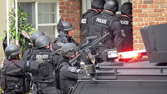 Amerika'da oldukça yaygın olan SWAT'lamak oyun oynayan gençler arasında bir şakalaşma yöntemi.