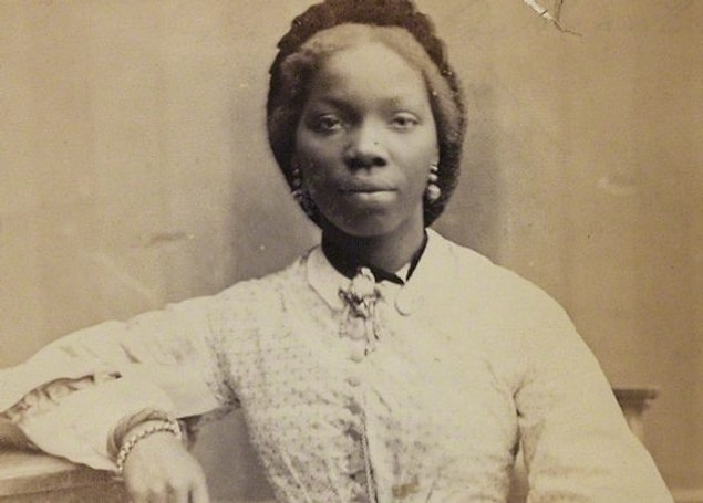 13. 1848'de Dahomey Kralı Ghezo (şimdi Batı Afrika'da Benin'in bir parçası) rakip kabilelere karşı giriştiği köle avı sırasında beş yaşındaki bir kızı yakaladı.