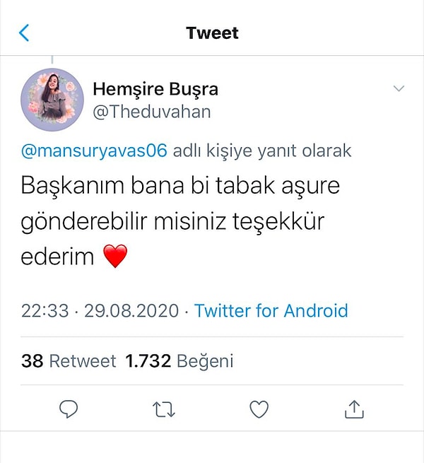 Bu paylaşımın altında da Büşra isimli bir sağlık çalışanı Mansur Yavaş'tan aşure isteğinde bulunmuştu. Görseli