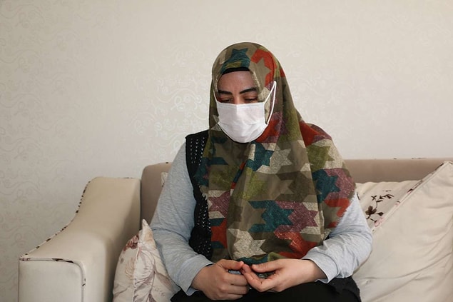 Rahime Çilenti, ağrılar içinde olan eşinin sürekli aranıp önceki soruşturmalar nedeniyle de savunmasının alınmak istendiğini, müftülükteki bazı usulsüzlüklere itiraz ettiği için kendisine hastayken eziyet çektirildiğini söylüyor.
