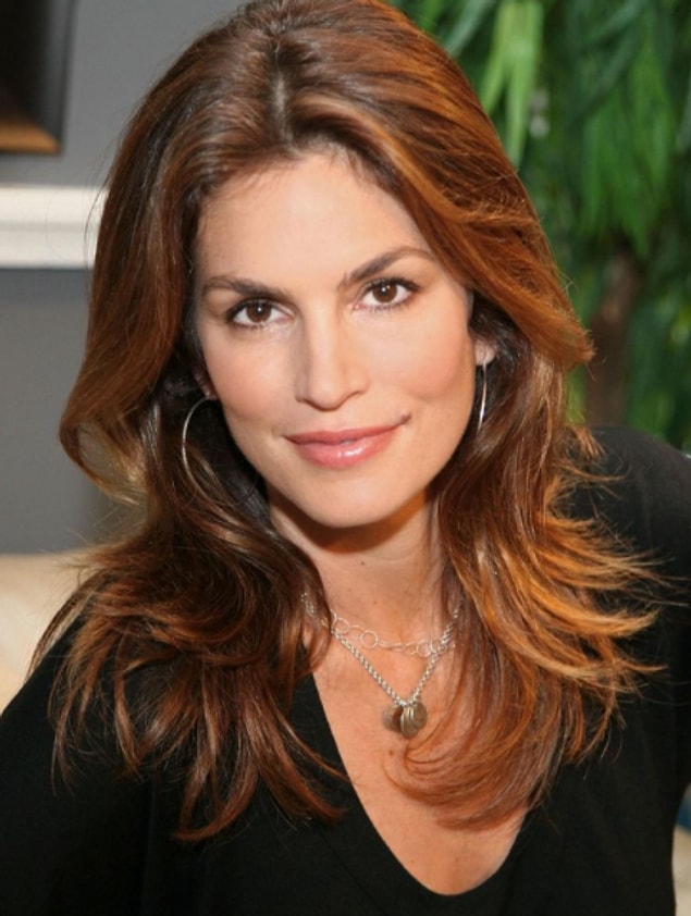 2. Cindy Crawford