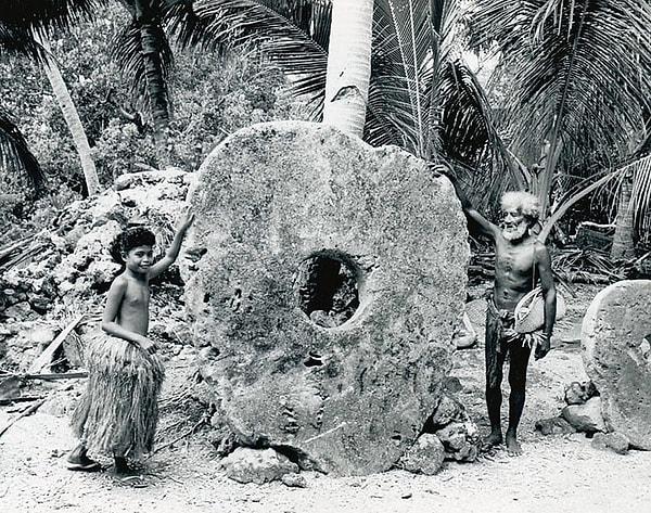 14. Mikronezya'daki Yap adasında Rai taşları kullanılan para birimleri arasındaydı.
