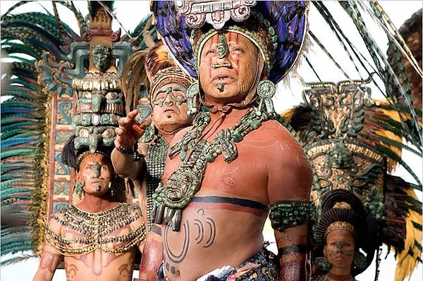 9. Bilindiği üzere aslında Mayalar ortadan kaybolmadı. Bugün dünyada yaşayan 7 milyon Maya bulunuyor.