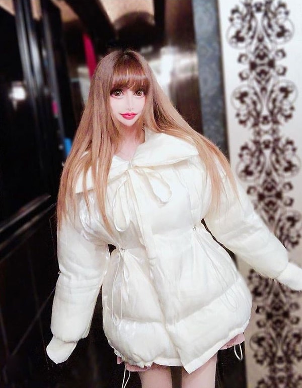 4. Ничего нормального в этой картинке .. Вообще ..