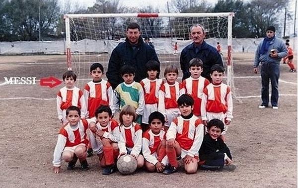 Arjantin o sene Dünya şampiyonu, Diego Maradona dünyanın en iyi futbolcusuyken ülke bir yıldızın dünyaya geldiğinden habersizdi.