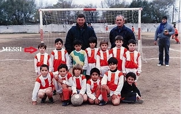 Arjantin o sene Dünya şampiyonu, Diego Maradona dünyanın en iyi futbolcusuyken ülke bir yıldızın dünyaya geldiğinden habersizdi.