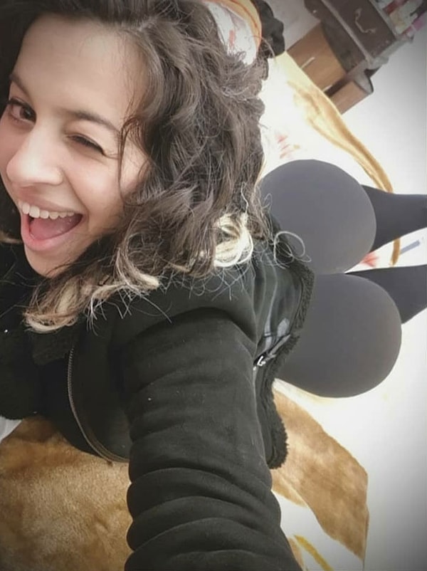 14. Похоже это два шарика ззади