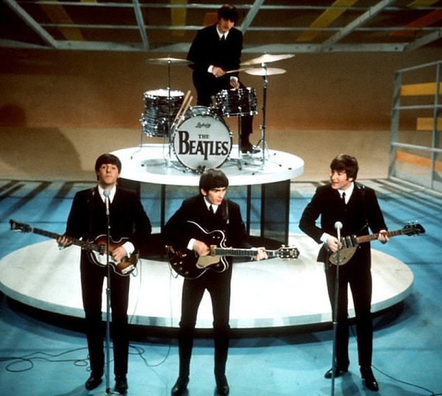 19. The Beatles TV ekranlarına ilk kez 1964 yılının bir pazartesi gününde çıktı.