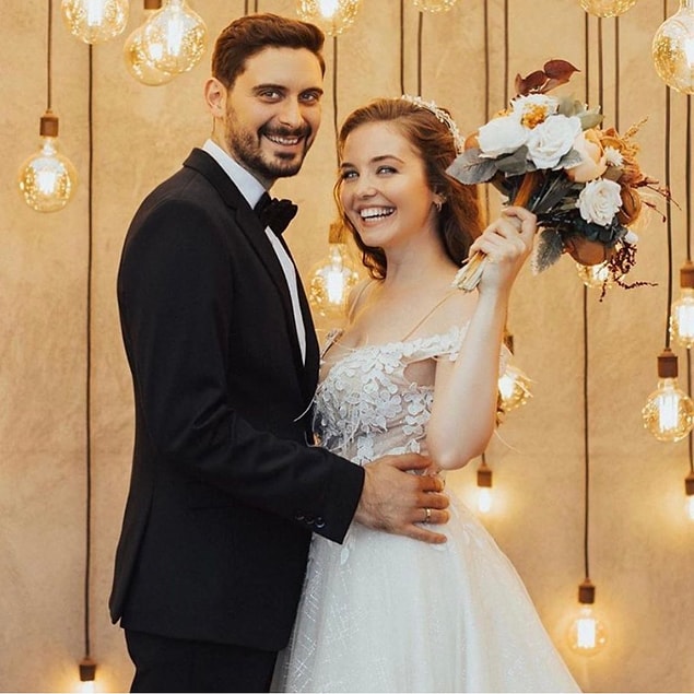 2. Sihirli Annem dizisiyle hayatımıza giren Gizem Güven, sevgilisi Caner Turp ile dünyaevine girdi!