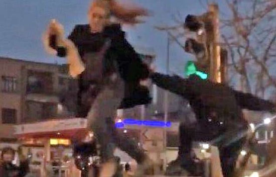 Zorunlu Başörtüsüne Karşı Çıkmıştı: Denizli'de Gözaltına Alınan Meryem Şeriatmedari'nin İran'a İadesi Tartışılıyor