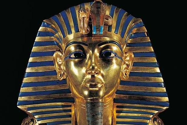 Firavun Tutankhamun tarihin en ünlü çocuk krallarından biridir. Tahta çıktığında 9 yaşındaydı.