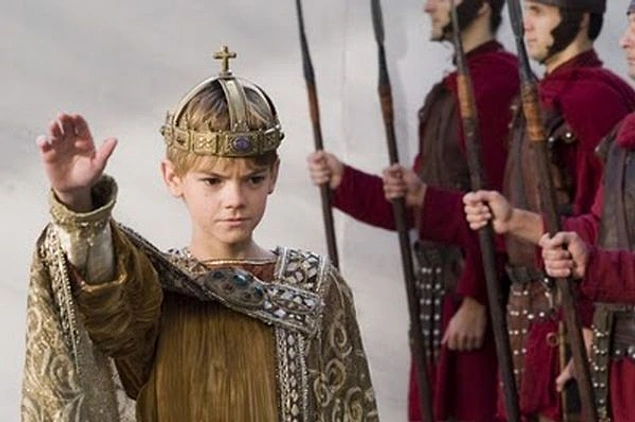 12 yaşında tahta çıkan 13 yaşında tahttan indirilen Romulus Augustus son Batı Roma İmparatoru'dur.