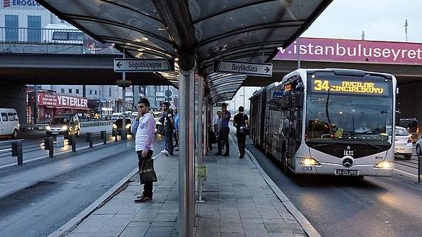 Metrobüsler, ayakta yolcu kapasitesinin üçte biri kadar yolcu alacak