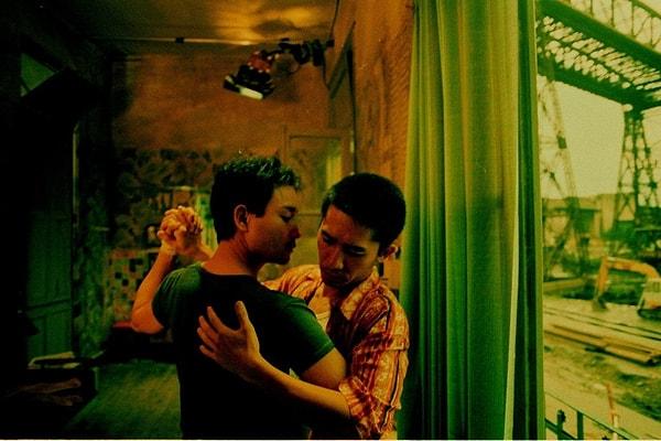 8. Ho Po-wing ve Lai Yiu-fai - Happy Together (1997)
