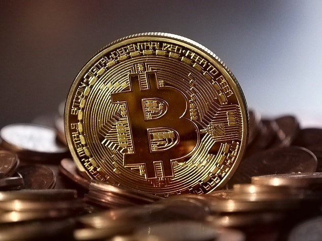 Fiyat dalgalanmalarına rağmen bitcoin ve kripto endüstrisindeki pek çok kişi bitcoin'e hala olumlu bakıyor.