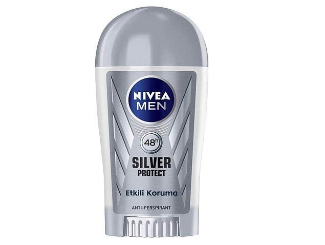 6. Modern ve maskülen kokusuyla terlemeye karşı 48 saat koruyan formülüyle Nivea Silver Protect Stick Deodorant 15,5 TL!