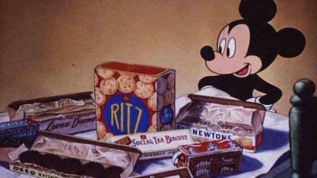 29. Mickey Mouse'un ilk ismi Mortimer Mouse'dur. Mickey olması için Walt Disney'i eşi ikna etmiştir.