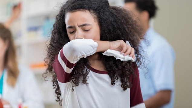 3. Birden fazla kez hapşıran birine her hapşırmasında 'Çok yaşa!' demeyin. Bir kez yeterli.