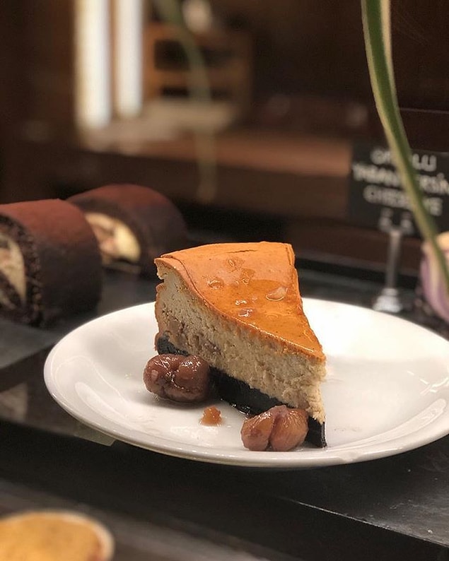 2. Kahveli kestaneli cheesecake
