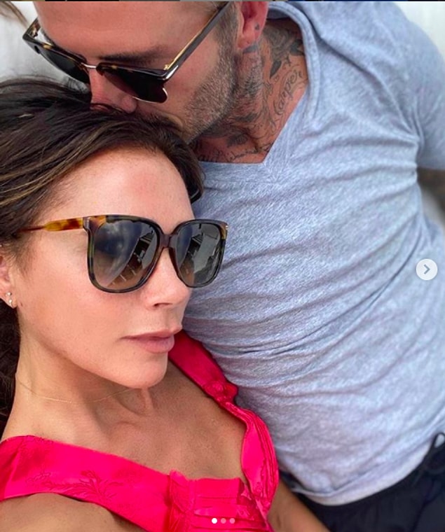İyi görünüp görünmediğini bilemeyiz tabii ama anladığımız kadarı ile David Beckham yıllar geçmesine rağmen eşini çok seviyor.