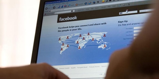 Dilekçede ayrıca, Facebook'un Avrupa'da aylık 410 milyon aktif kullanıcısı olduğu hatırlatıldı.
