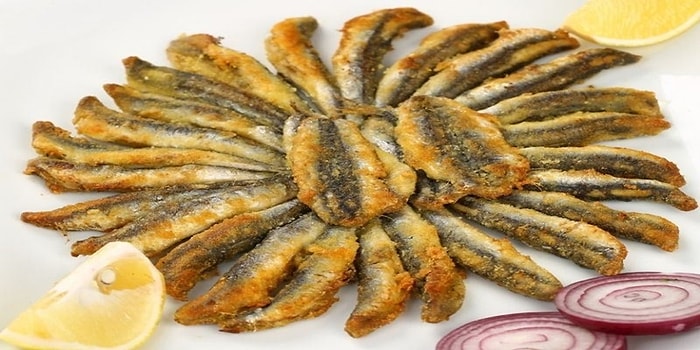 İstavrit Tava Tarifi: Balık Sevenlerin Vazgeçilmezi İstavrit Tava Nasıl Yapılır?