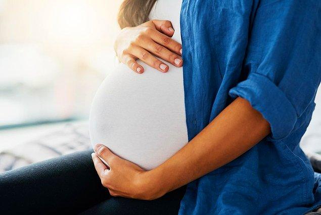5. Hamilelik vücutta birçok lekelenme olmasına yol açıyor, koltuk altı kararması da bunlardan biri olabilir.