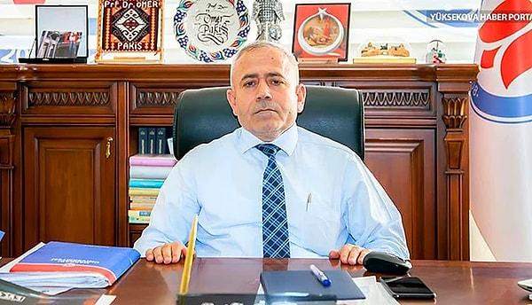 3. Hakkari Üniversitesi Rektörü Ömer Pakiş'in araştırma görevlisi olmayı hak eden 28 adayı elettirip oğlunu işe aldırması...