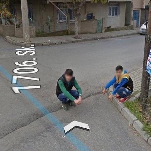 15. Google’da Samsun sokaklarını gezerken karşılaşabileceğiniz aşırı normal bir görüntü.