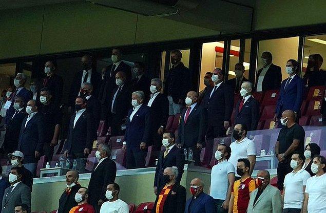 Nihat Özdemir, Mustafa Cengiz ve Ali Koç, derbiyi beraber izlediler.