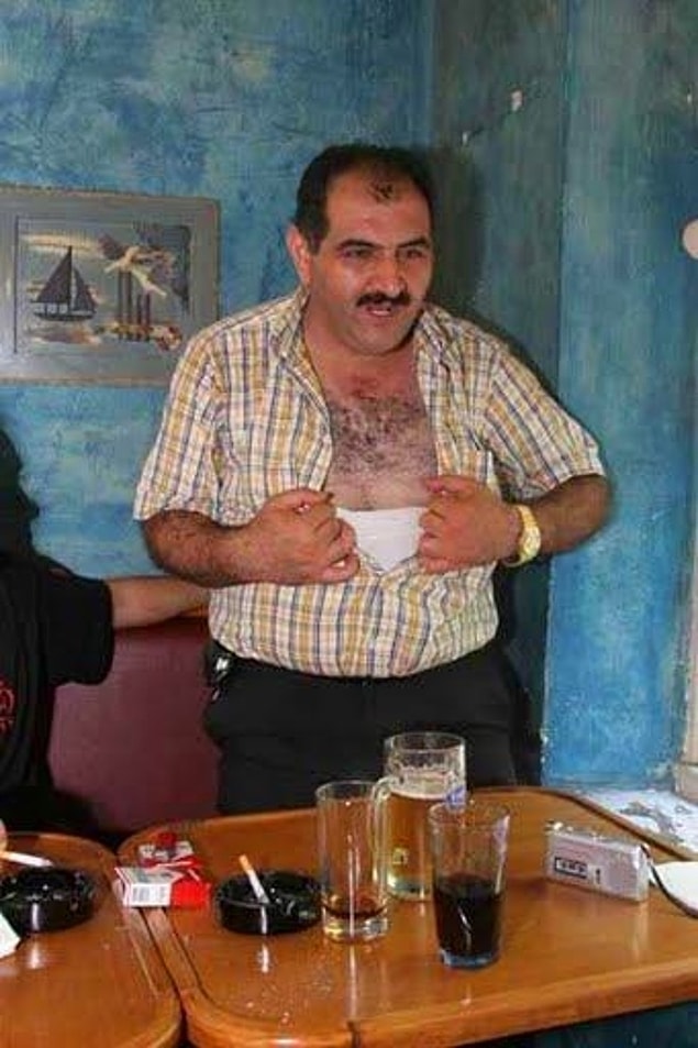 Fenomen diye bi şeyden bahsedeceksek sosyal medya karakterlerinden önce bu kelimenin hakkını veren Şahin K.'yı anmamız lazım. Başlı başına değişik bir hikaye onunkisi çünkü...