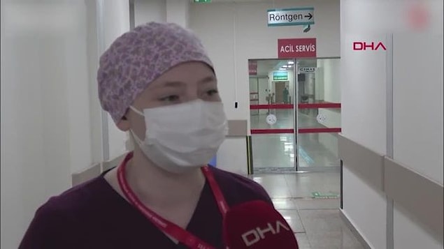 Yaşadıkları zorlu sürecin yaşattığı yıpranmalara da dikkat çeken Seher hemşire, bu işi manevi olarak da gururla yaptığını dile getirdi.