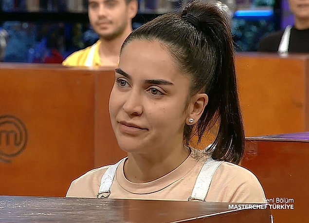 Bu haftanın açılışında Mehmet Şef, Duygu'yu her zamankinin aksine moralsiz ve düşük modlu olduğunu söyledi.