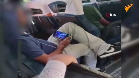 Minibüste Maskesini Çıkarıp Alkol Alan Vatandaşın Tepki Çeken Görüntüleri