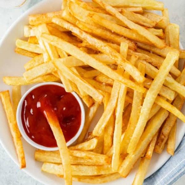 Gelelim hamburgerin kankası patates kızartmasına. Orijinal adı 'french fries' olduğu için kime sorsanız Fransız icadıdır o der. Ama işin aslı öyle değil. Bu konuya Belçikalıların itirazı var zira.
