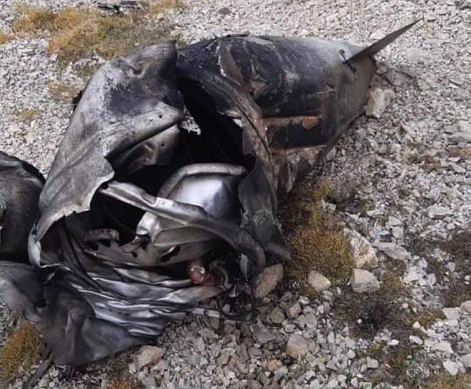 Ermenistan 'Türkiye Düşürdü' Dediği Uçağın Fotoğraflarını Yayınladı, Azerbaycan Yalanladı: 'Dağa Çarptı'