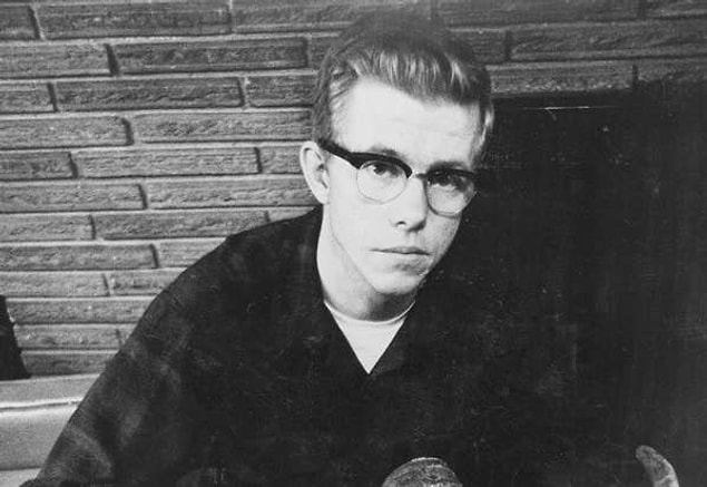 3. Robert Hansen Alaska'da en az 17 kadını kaçırdı, tecavüz etti ve öldürdü. Ölü bedenlerini ise Alaska'nın vahşi doğasına attı.
