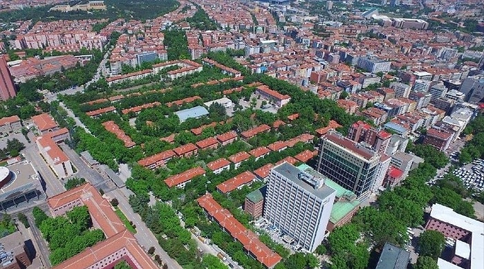 Ankara'nın Tarihi Saraçoğlu Mahallesi'nde İnşaat Çalışmaları Süren Davalara Rağmen Başladı