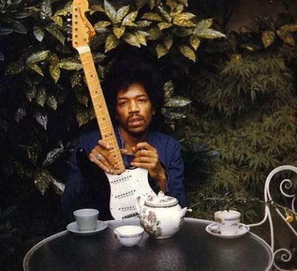 14. Jimi Hendrix