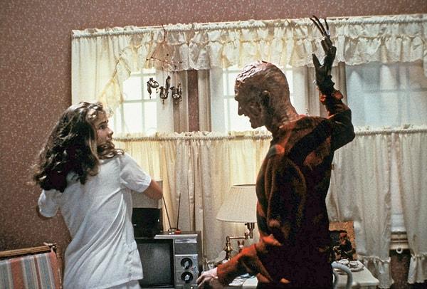 5. 118 Kalori - The Nightmare on Elm Street (1984)