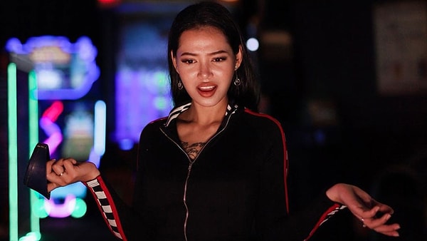 У Беллы, которой всего 20 лет, в TikTok около 32 миллионов подписчиков. Можно сказать, что нет никого, кто пользуется TikTok и не знает ее.