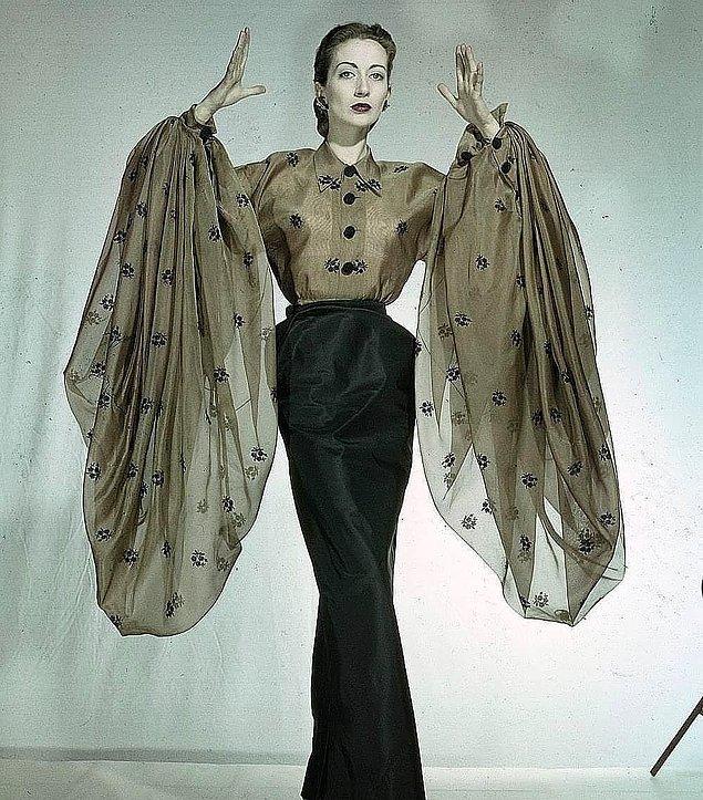 1. İtalyan tasarımcı Elsa Schiaparelli, Coco Chanel'in gölgesinde kalsa da döneminin en yenilikçi moda tasarımcılarından biriydi.
