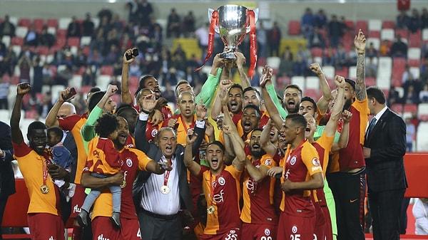 22. Galatasaray / 23 kupa