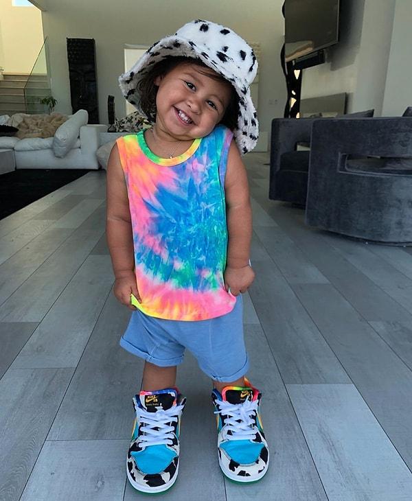 Elle Lively McBroom'un kız kardeşi olan 1 yaşındaki Alaïa'nın 2.8 milyon Instagram takipçisi var.